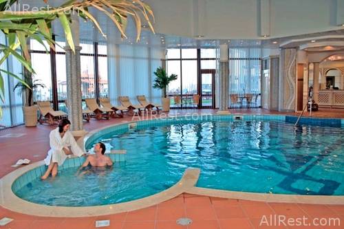 Riu Helena Park Hotel 11
